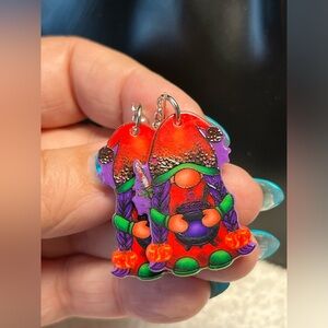 2/$20🍀Adorable Halloween witchy gnome earrings with French wire hooks🍀